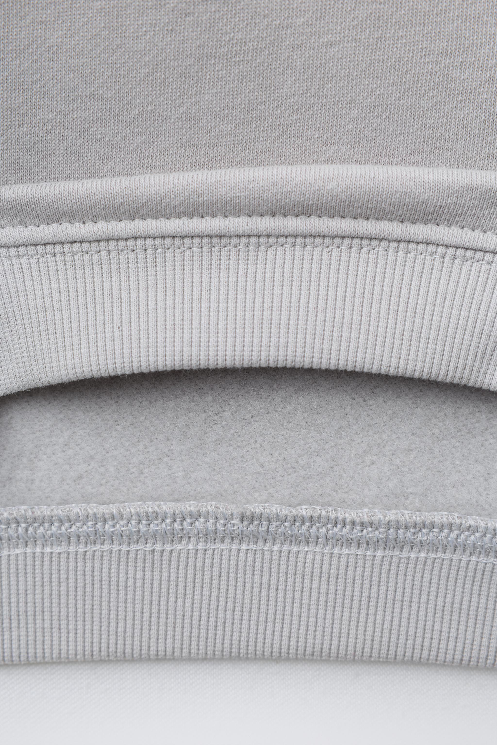 EMBROIDERED PENGUIN SWEATSHIRT AND JOGGER PANTS SET